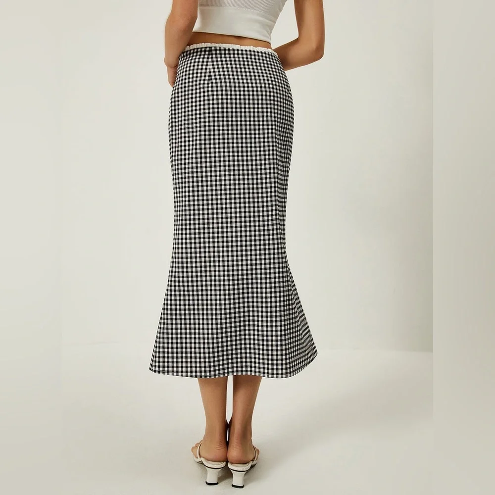 COMMENSE | Plaid Print Mermaid | Size: Medium - Picture 2 of 7